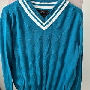 Black Brown men v-neck sweater, size XL